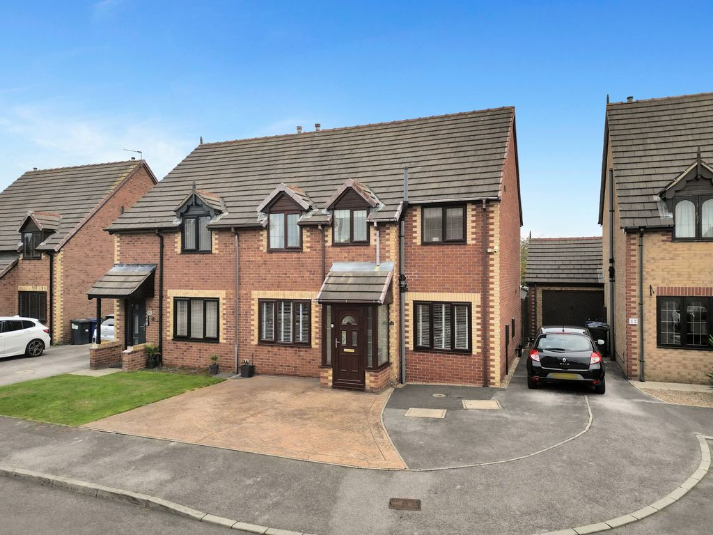 Property photo 1 of 29 Front