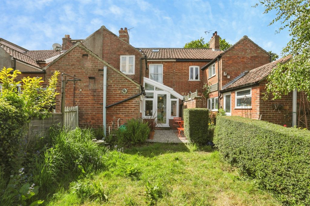Additional image 19 of 3 bed terraced house for saleWestward Ho, Leiston IP16