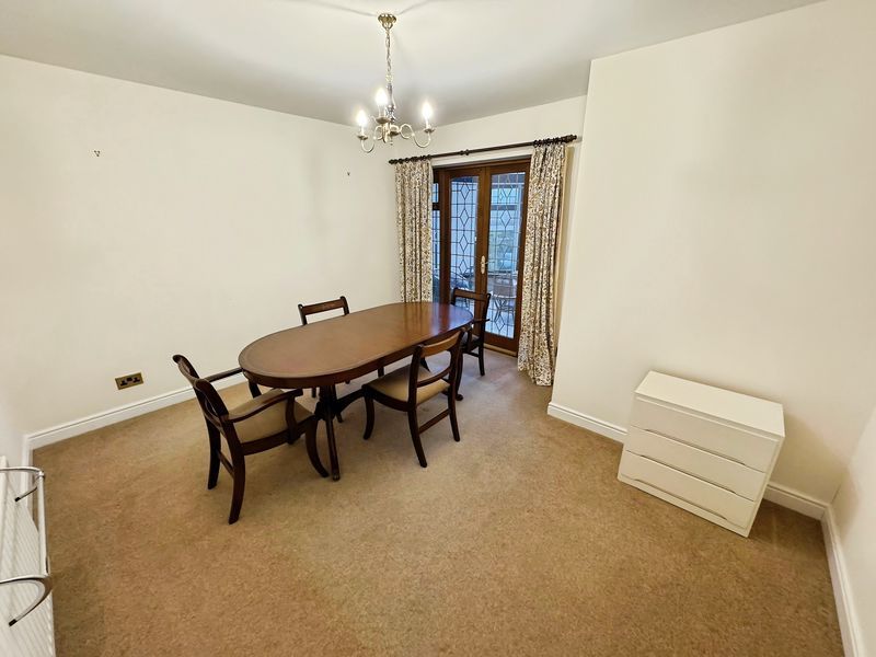 Property photo 3 of 14 Photo 5