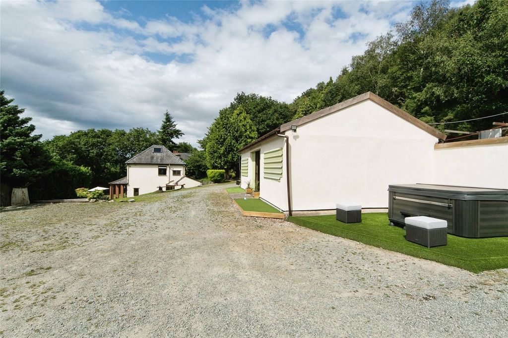 Property photo 1 of 31 Picture No. 30