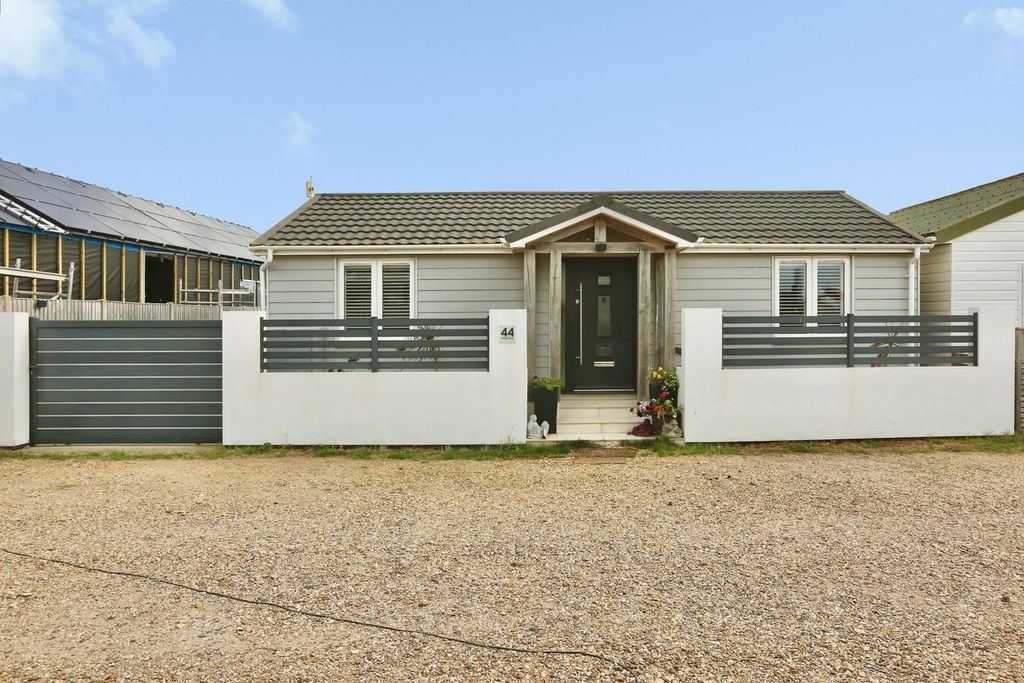 Property photo 1 of 27