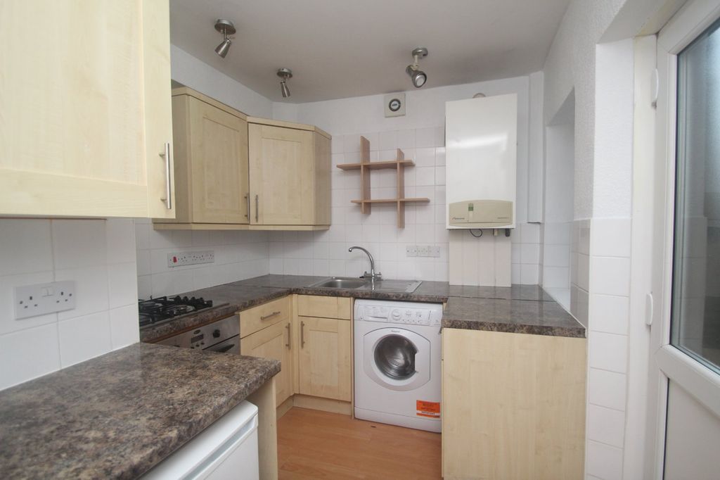 Property photo 3 of 10 Picture No. 20