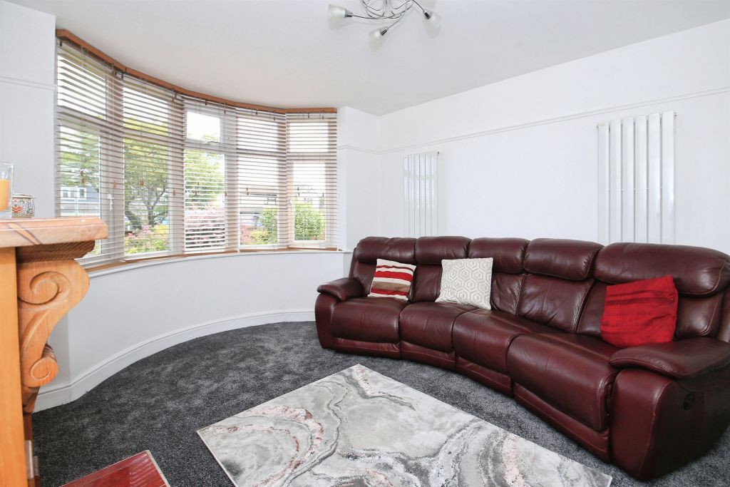 Property photo 3 of 18