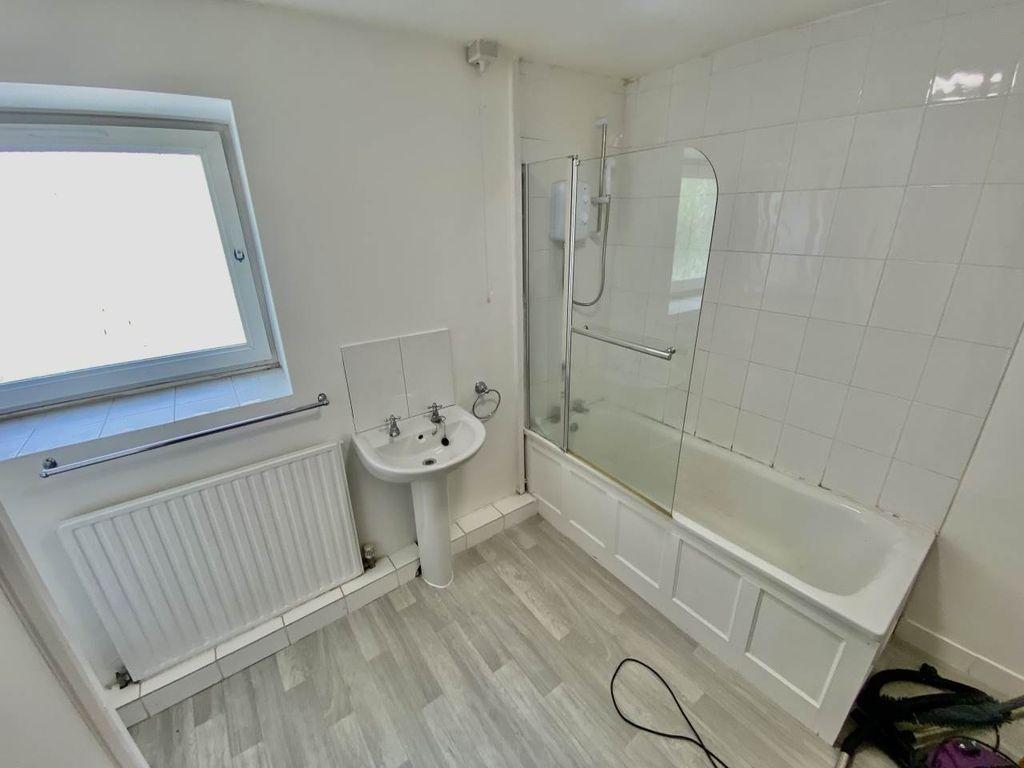 Property photo 3 of 14 Img_7656