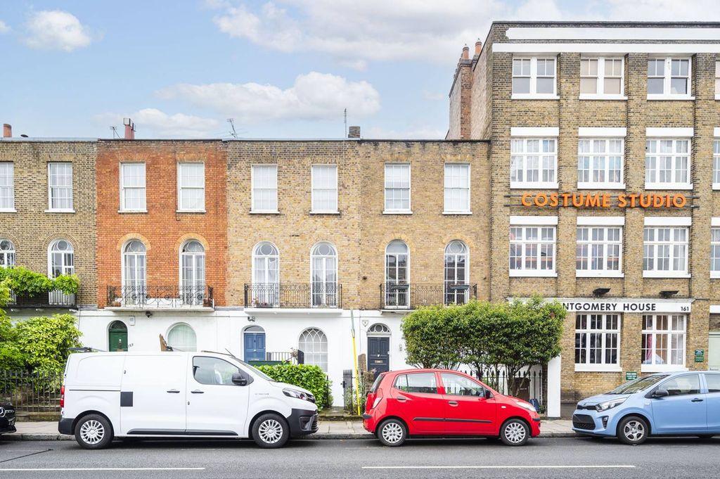 Property photo 3 of 8