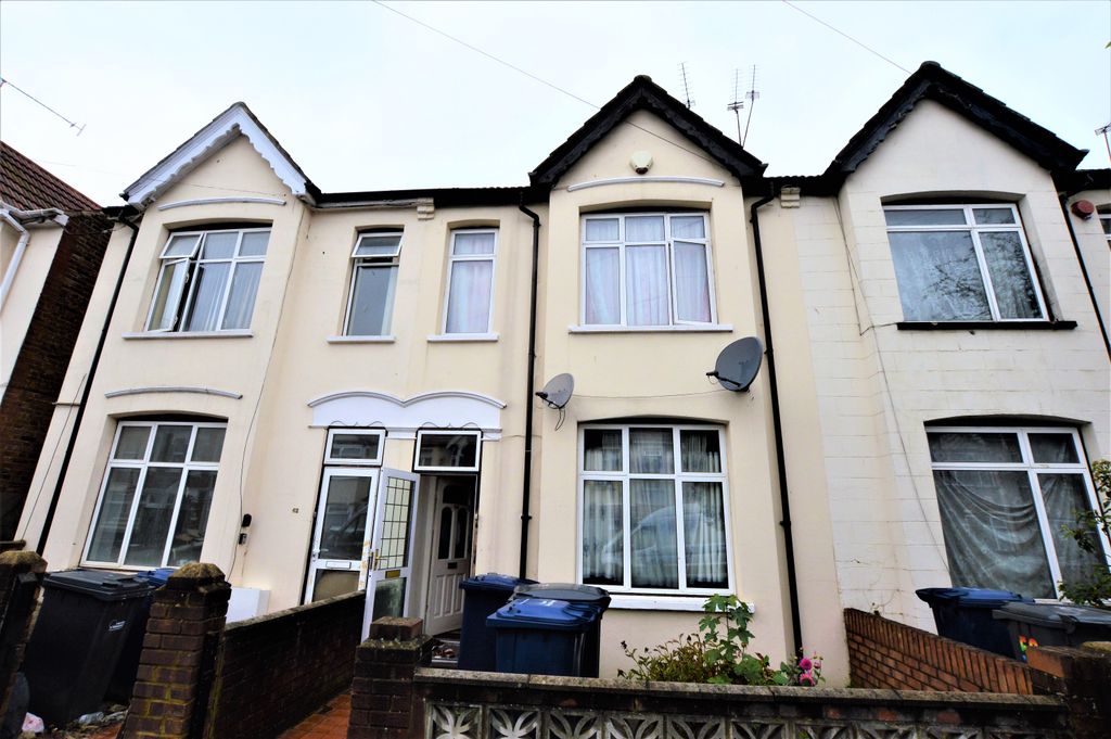 Property photo 1 of 7
