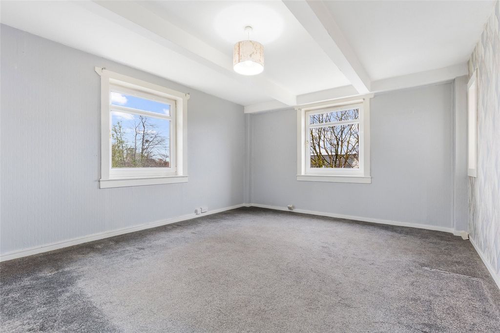 Property photo 2 of 23 Picture No. 09