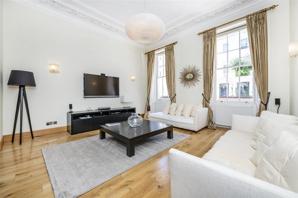 Property photo 3 of 14 Reception Room