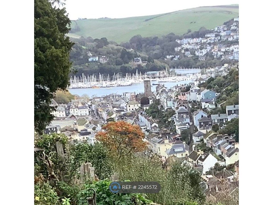 Property photo 1 of 31