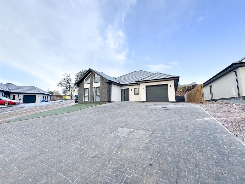 Property photo 2 of 28 External