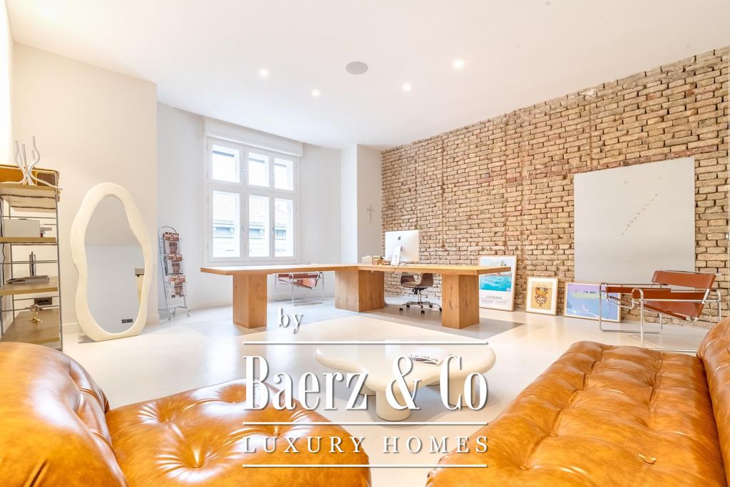 Property photo 1 of 33