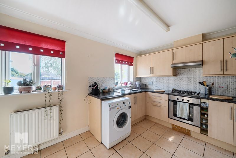 Property photo 2 of 21 Photo 22