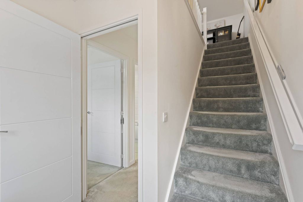 Additional image 18 of 3 bed end terrace house for saleLairdship Drive, Sighthill, Edinburgh EH11