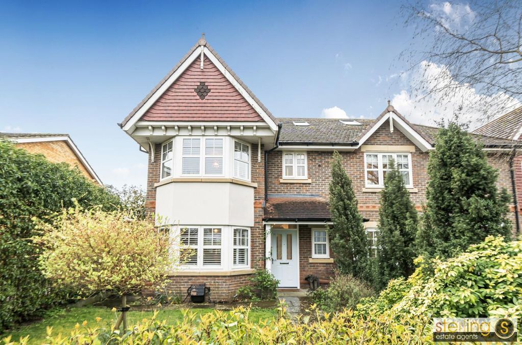 Property photo 1 of 20 9ba86Ff7-1c78-42F0-B254-Ef80d0c56B14.Jpg