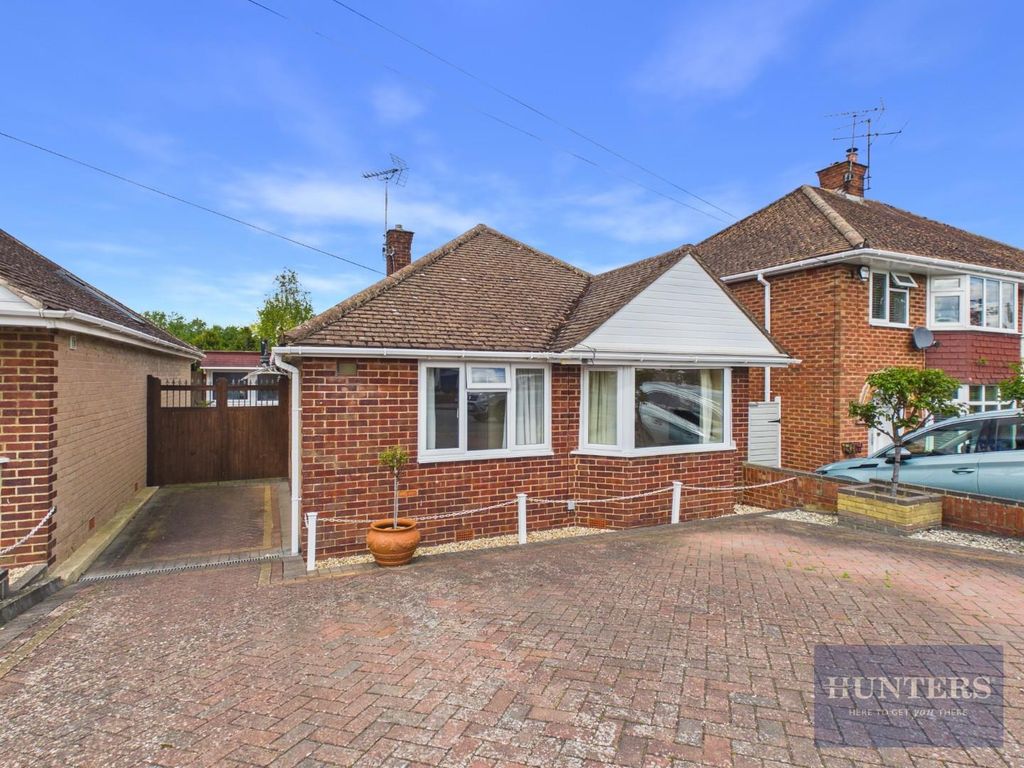 Property photo 1 of 21 Front