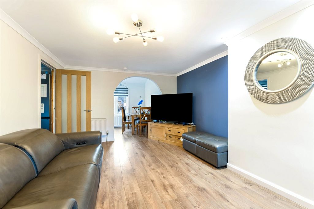 Property photo 2 of 14 Picture No. 04