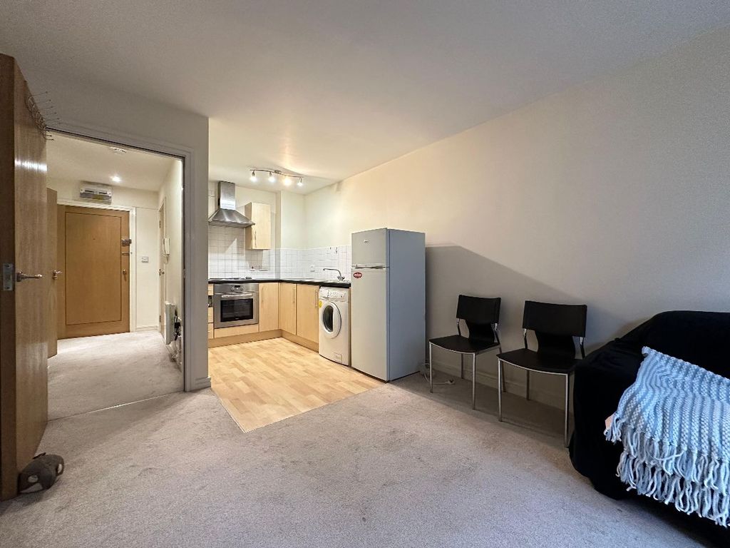 Property photo 3 of 8