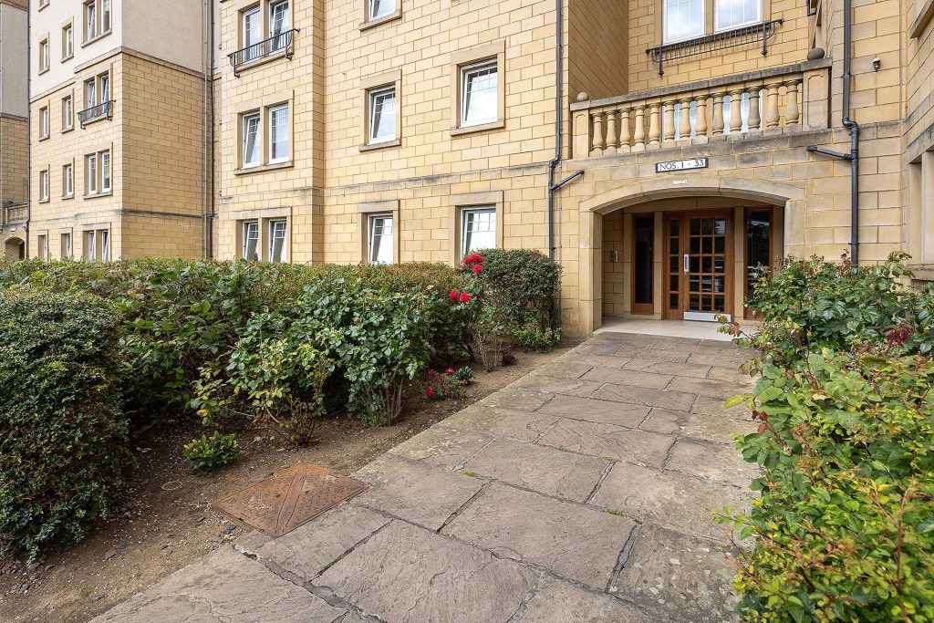 Property photo 1 of 29