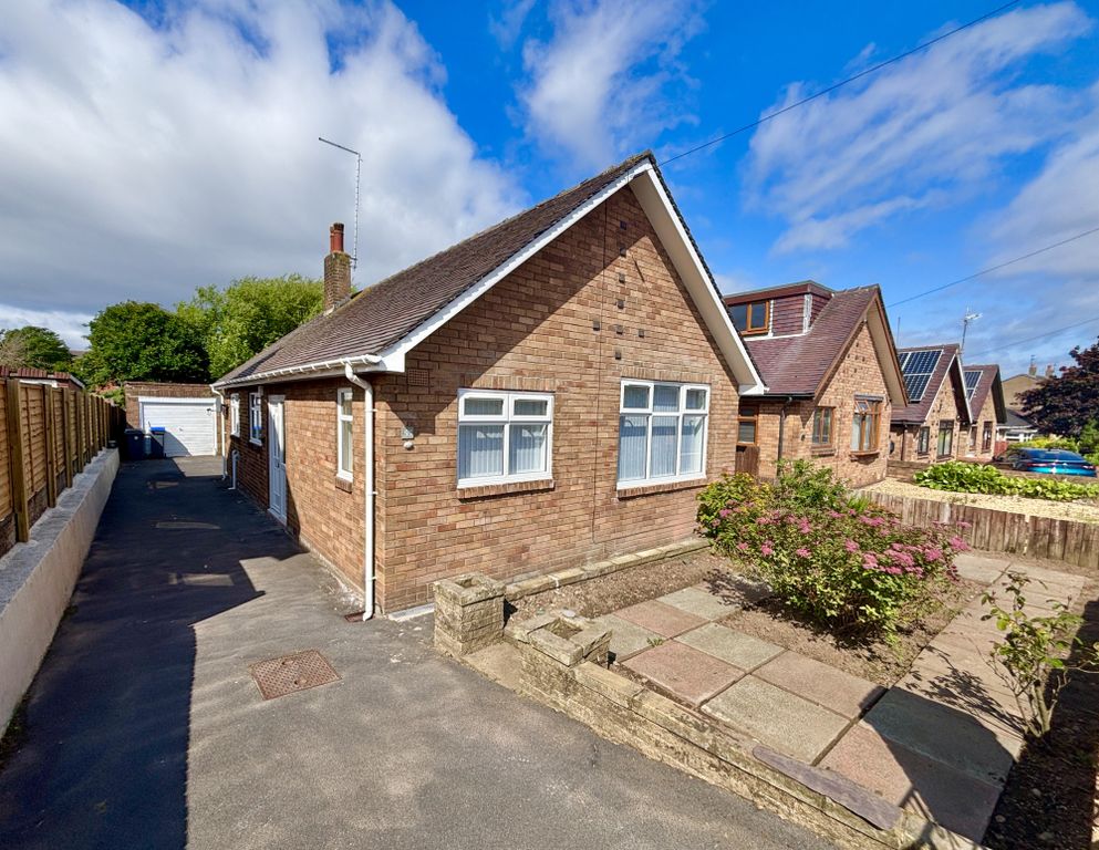 Property photo 1 of 21