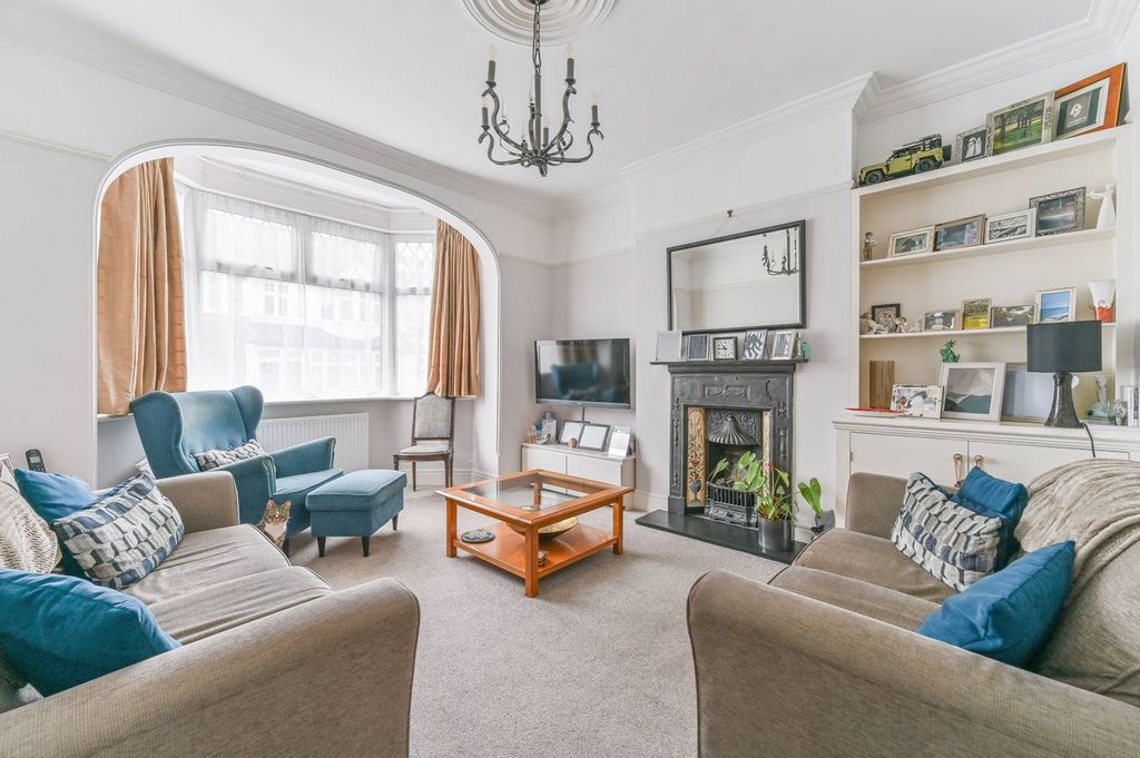 Property photo 3 of 20