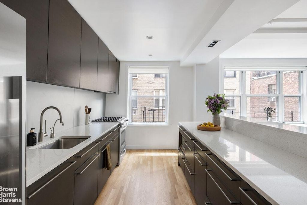 Property photo 3 of 12 <Alttext/>