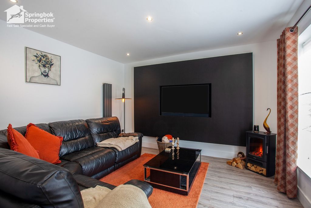 Property photo 2 of 16 Image 1