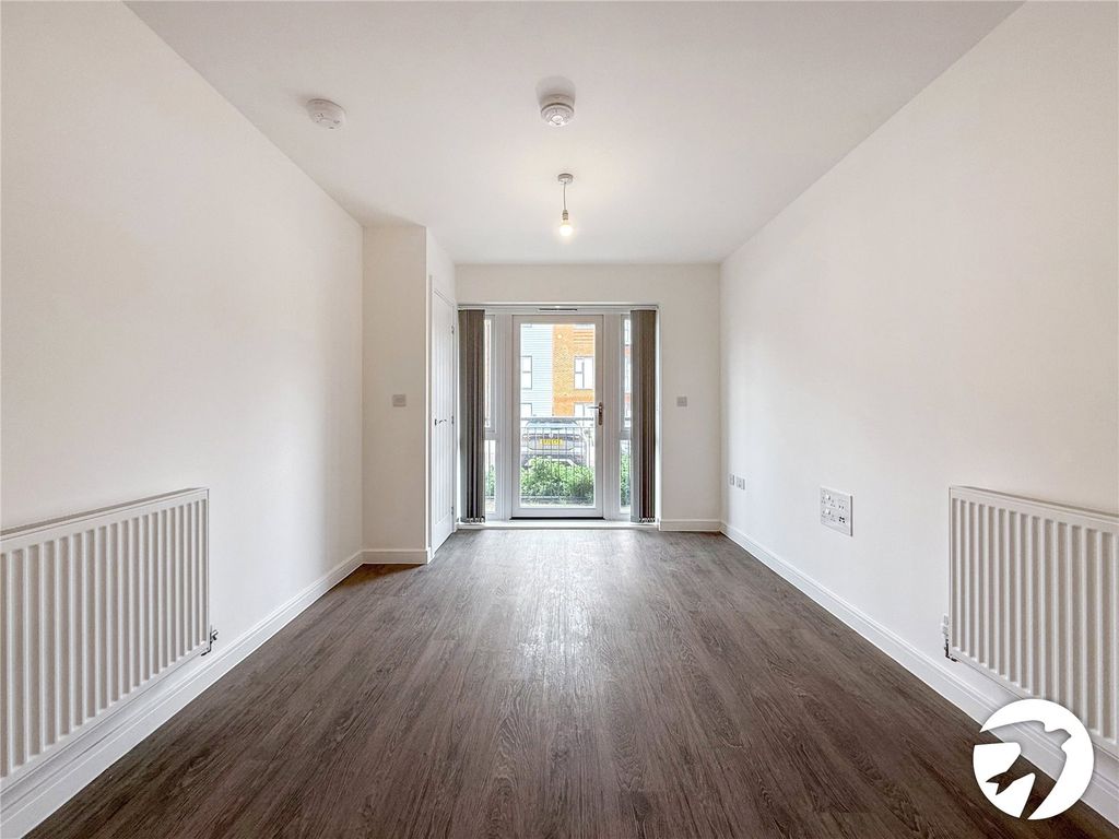 Property photo 3 of 13 Reception Room