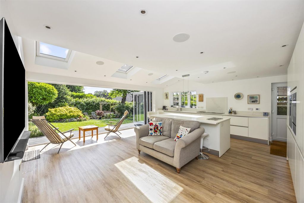 Property photo 2 of 30 Britts Farm Road, Birch Drove-006.Jpg