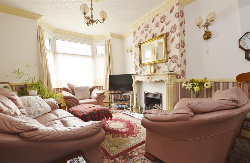 Property photo 2 of 15