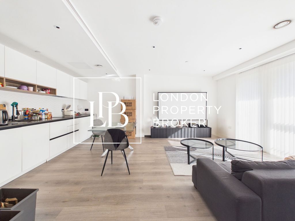 Property photo 2 of 9