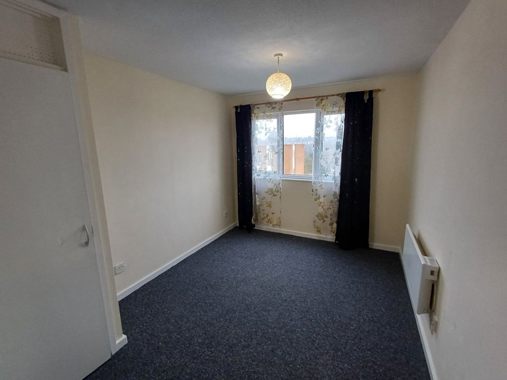 Property photo 3 of 6 Picture No. 20