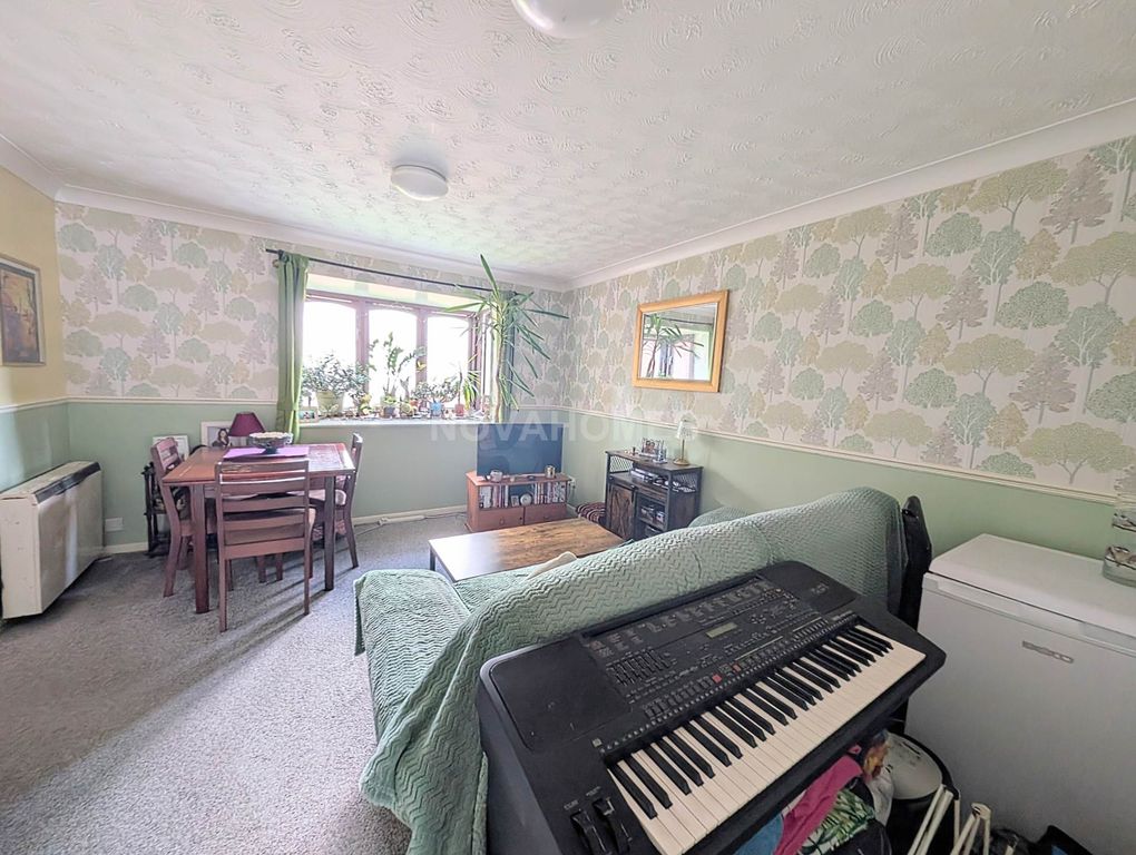 Property photo 3 of 7