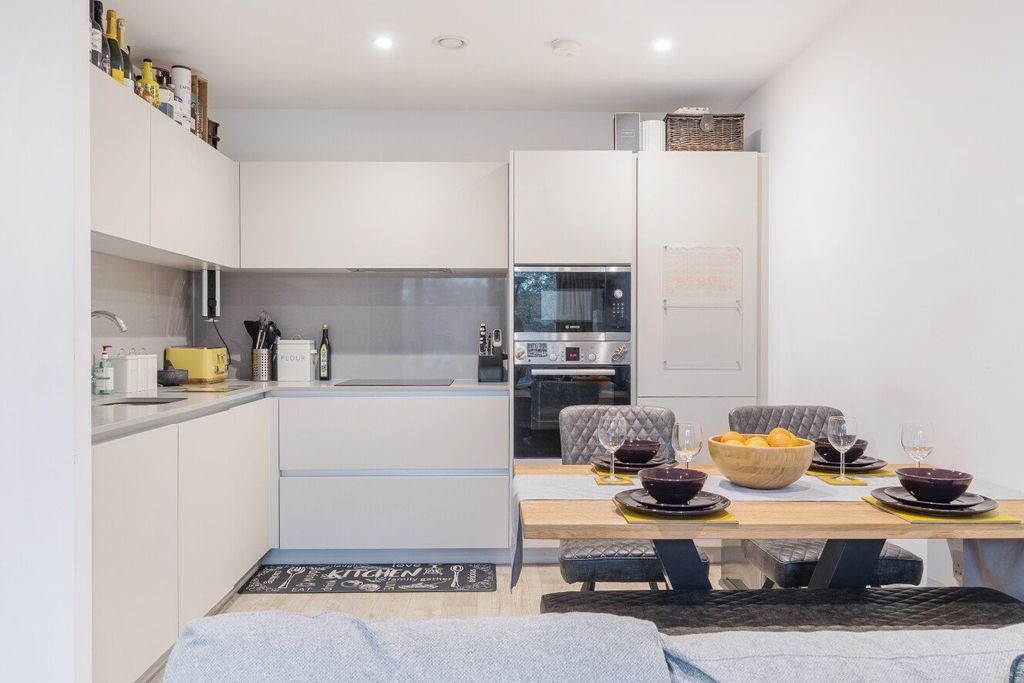 Property photo 1 of 22 Picture No. 15