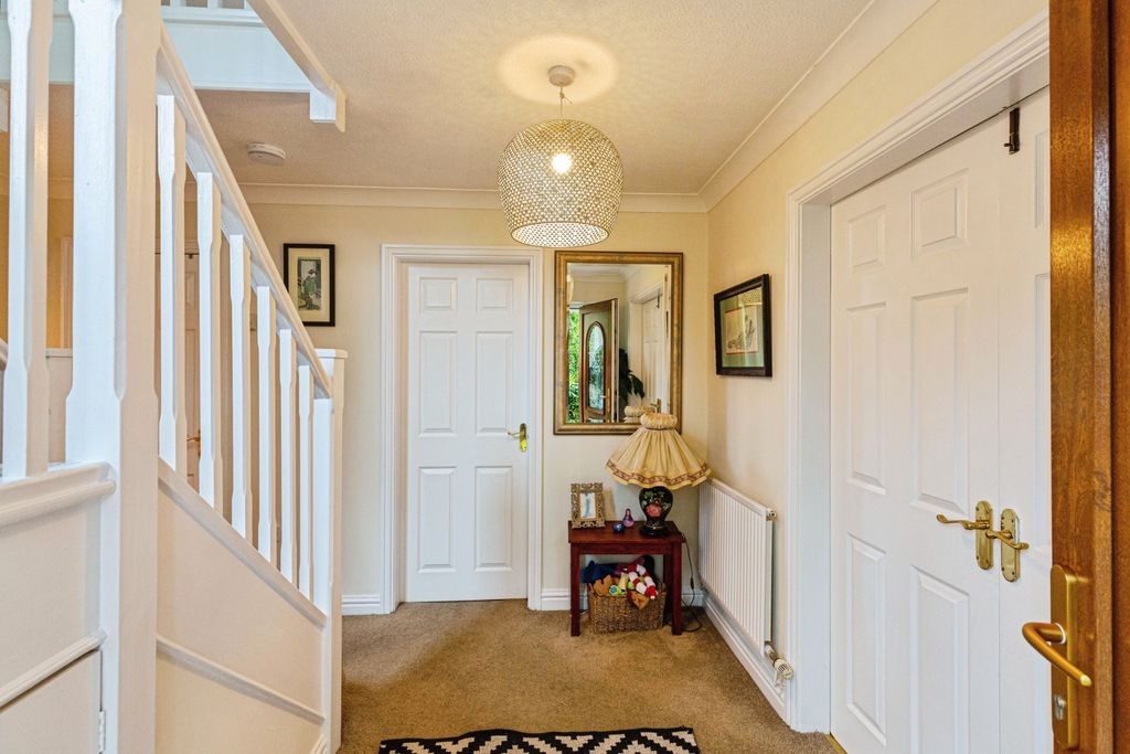 Property photo 2 of 30 Entrance Hallway