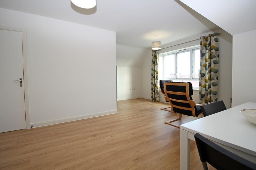 Property photo 2 of 7 Gallery