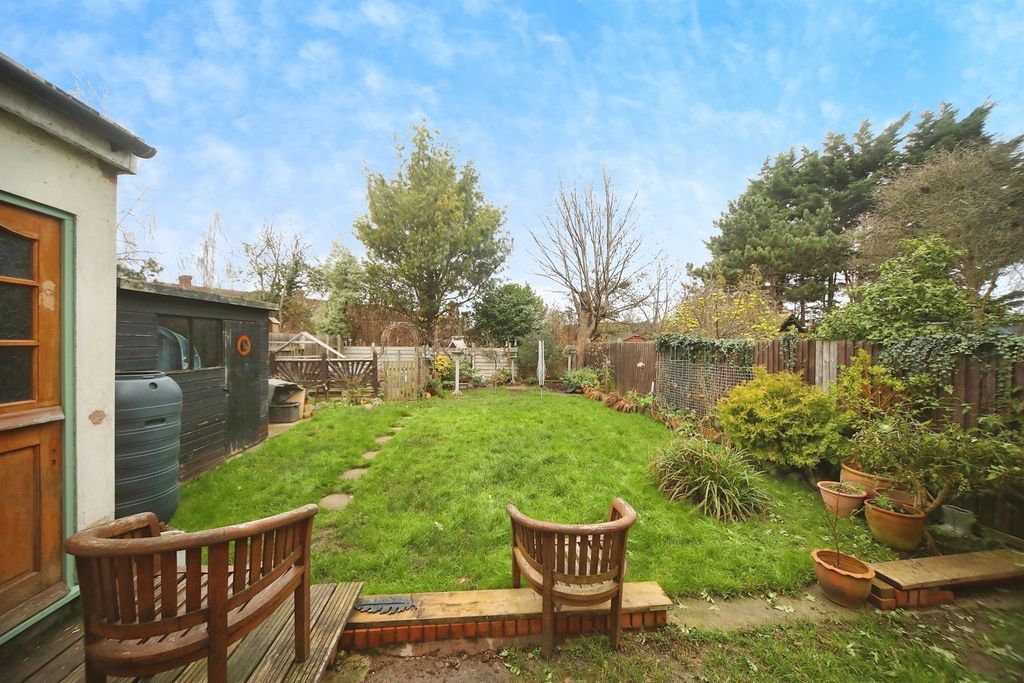 Property photo 3 of 15