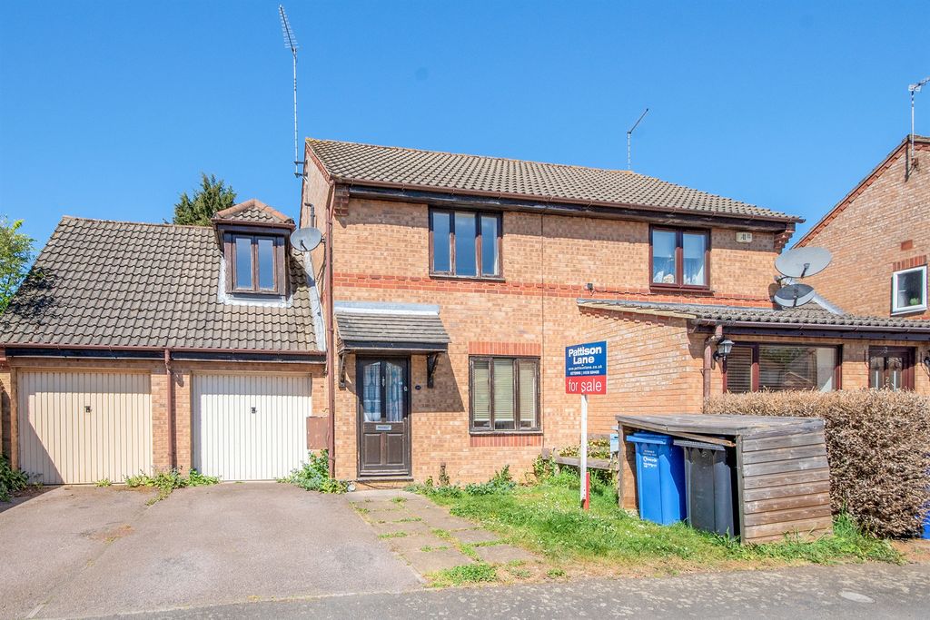 Property photo 1 of 11