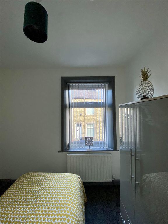 Property photo 3 of 8 Bedroom 5