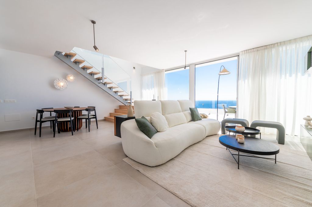 Property photo 1 of 46