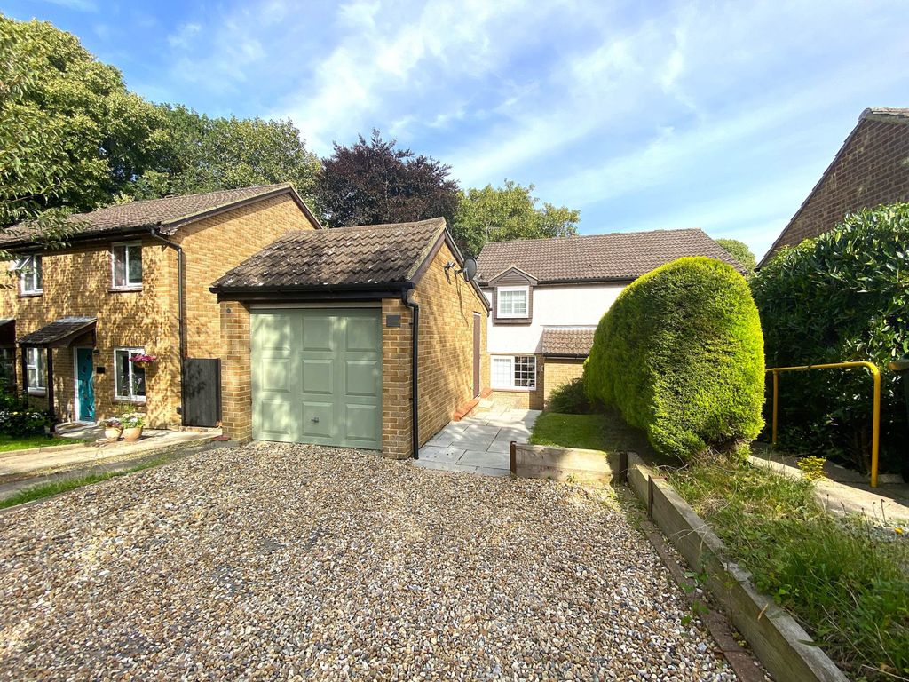 Property photo 2 of 13