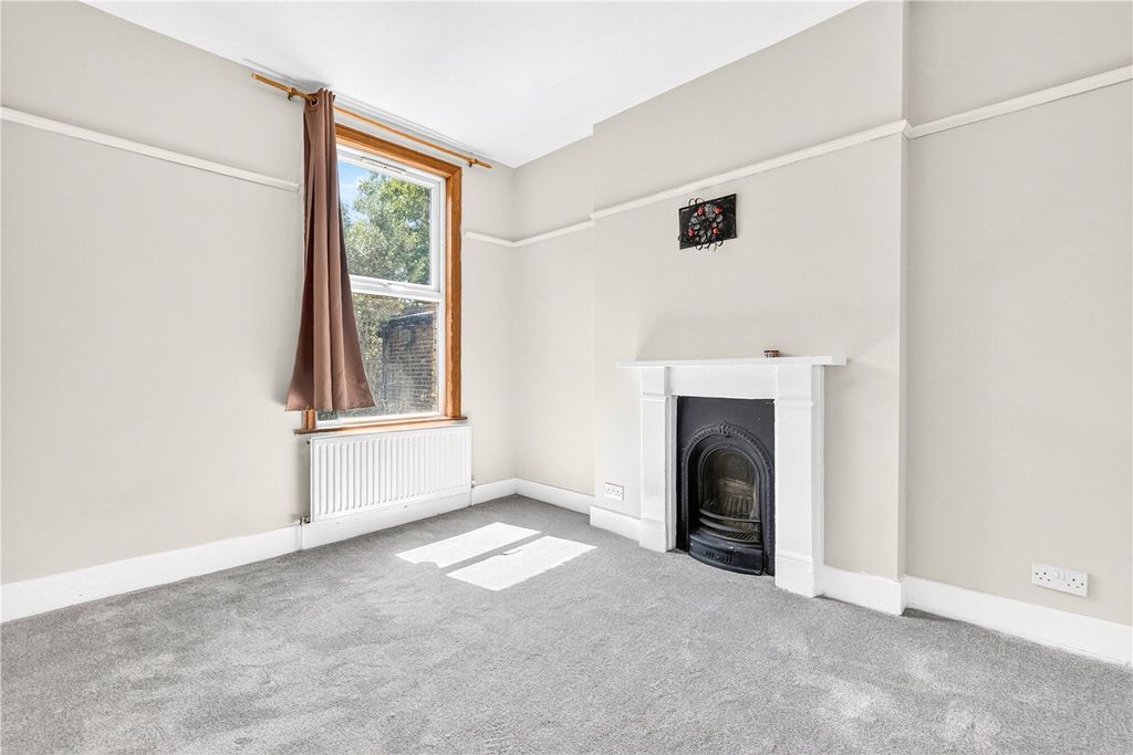 Property photo 3 of 10 Picture No. 04