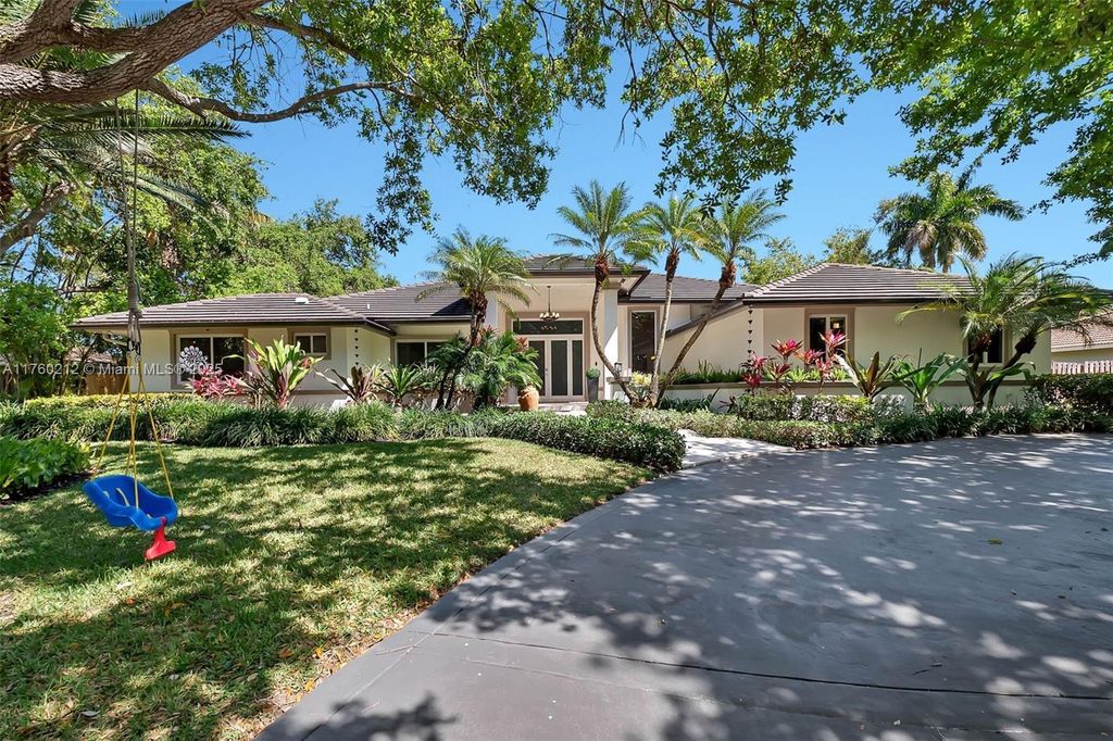 Property photo 1 of 49