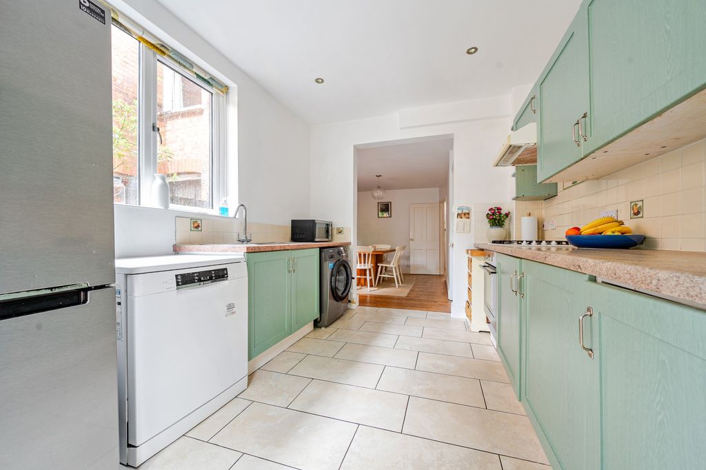 Property photo 2 of 12