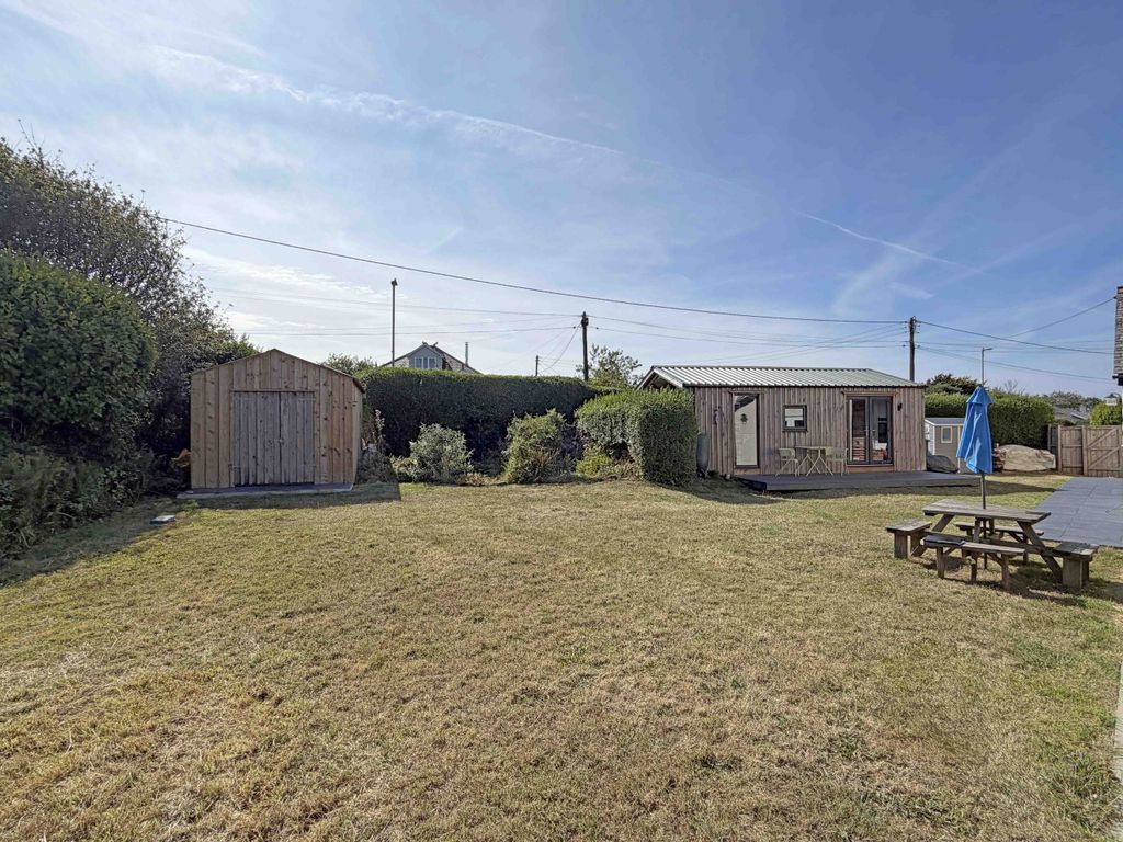 Property photo 3 of 20 Photo 3