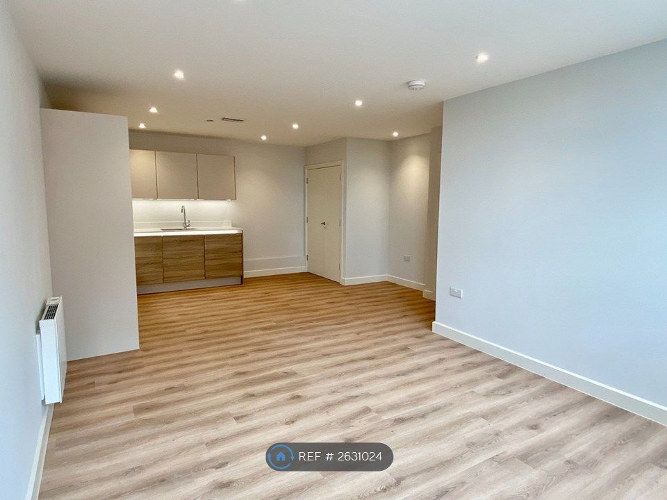 Property photo 1 of 10 Lounge Example