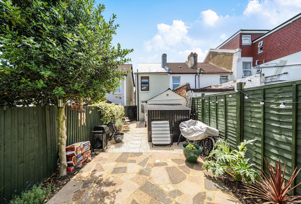Property photo 1 of 12 1478005-12-6A314d...