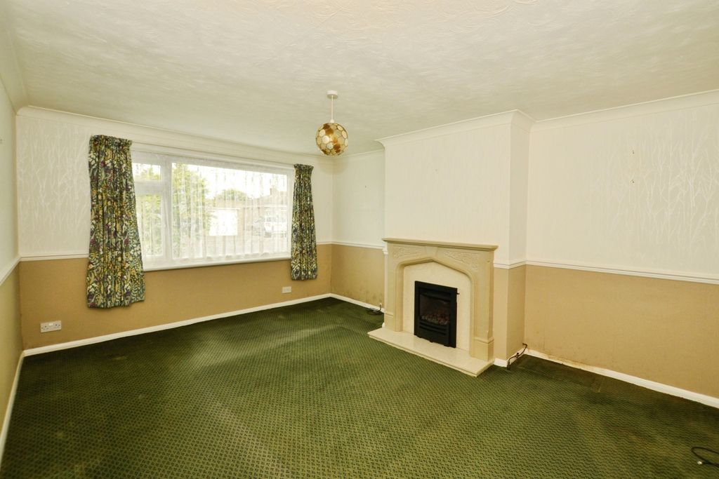 Property photo 2 of 14 Photo
