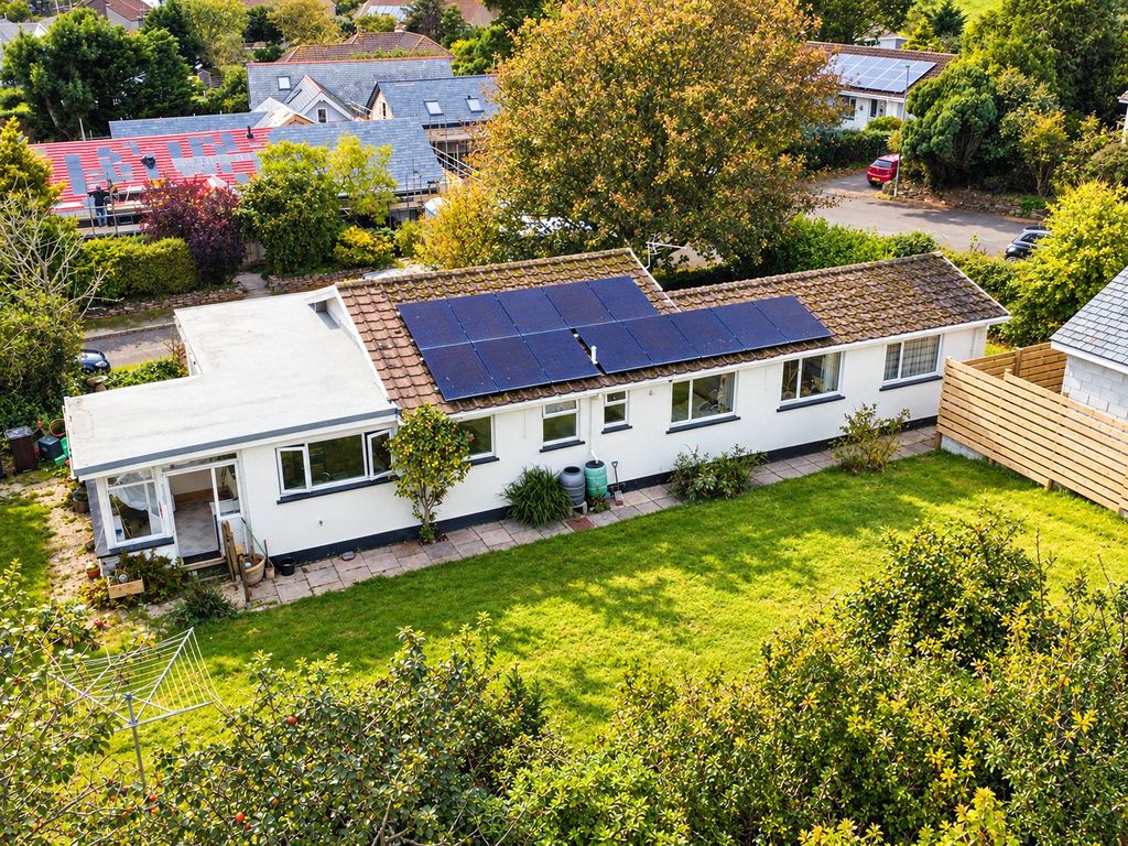 Property photo 1 of 17 Picture No. 12