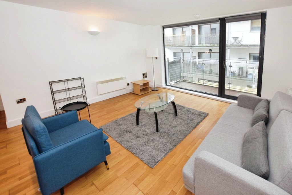 Property photo 3 of 26 Picture No. 17