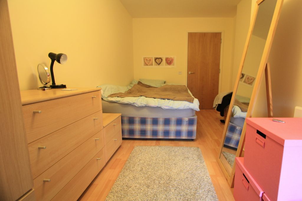 Property photo 3 of 4